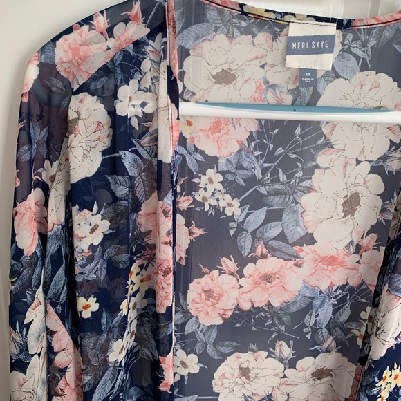 2X Meri Skye Kimono - Picture 3 of 3